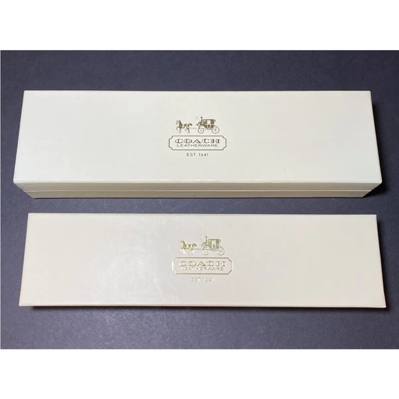 Coach Signature C Lexie Watch - Picture 9 of 10